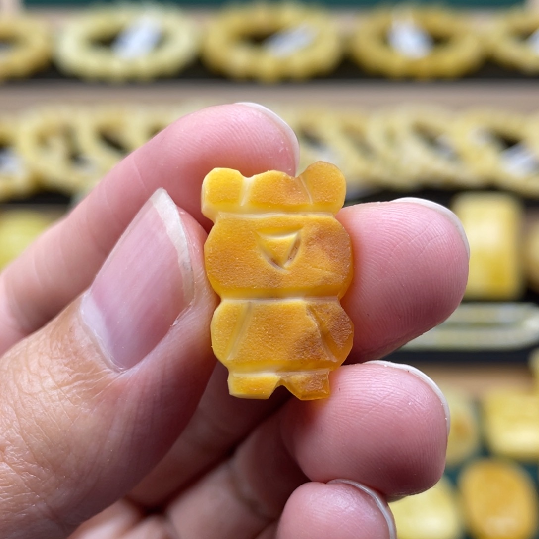 琥珀裸石未镶嵌琥珀蜜蜡