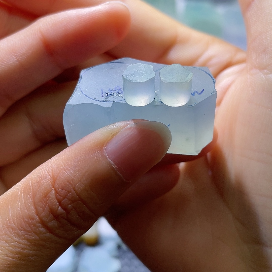 定制翡翠未镶嵌福利卡6圆珠两颗