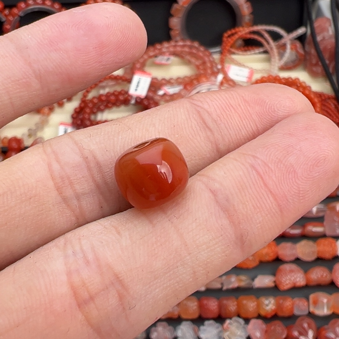 南红玛瑙未镶嵌颈饰老型珠10.5mm