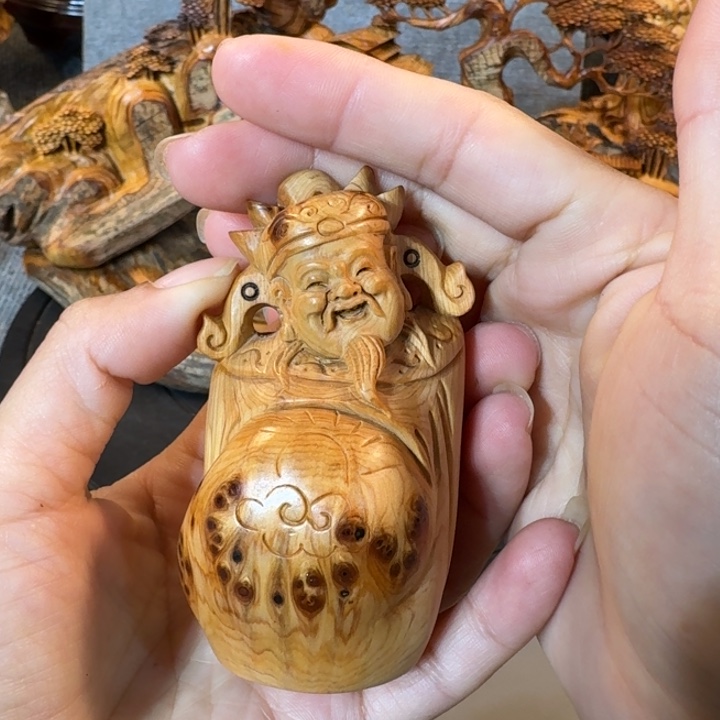 崖柏摆件手把件等