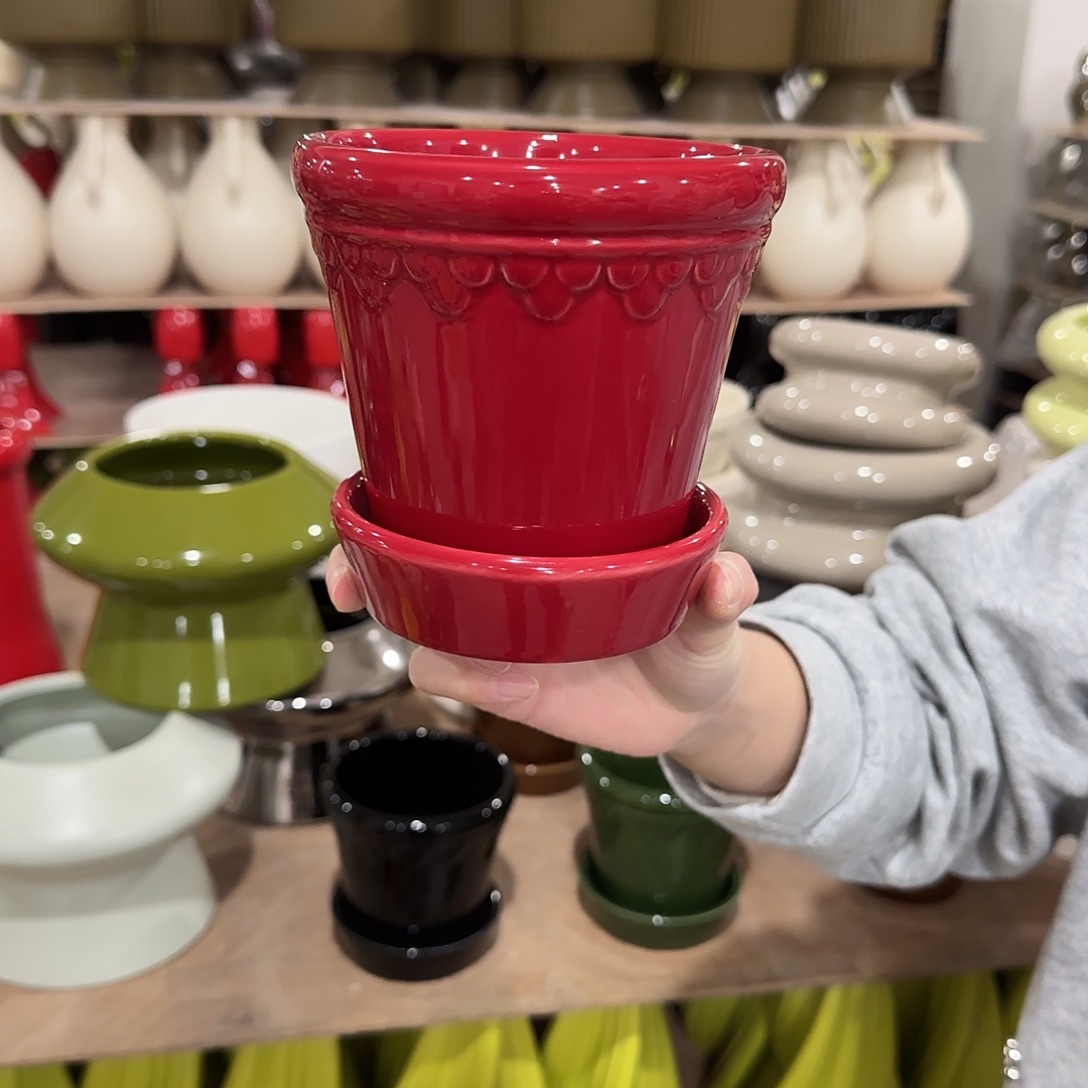 b4红色带托花盆花盆花盆