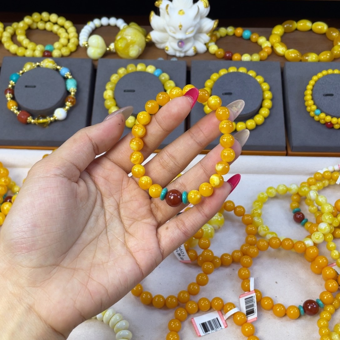 栀***雪卡8老蜡飘花。      