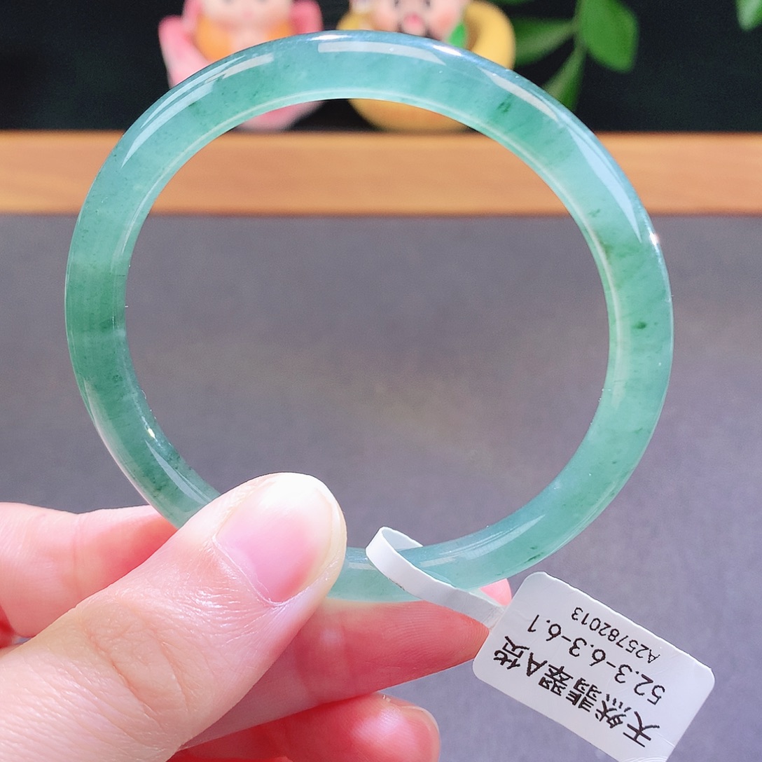 翡翠未镶嵌手镯天然翡翠