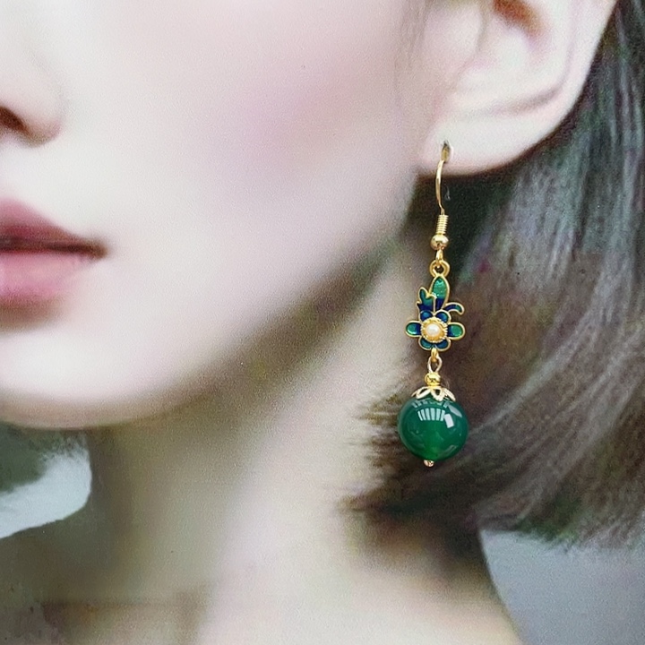 玛瑙/玉髓耳钉合金绿玛瑙小花珐琅