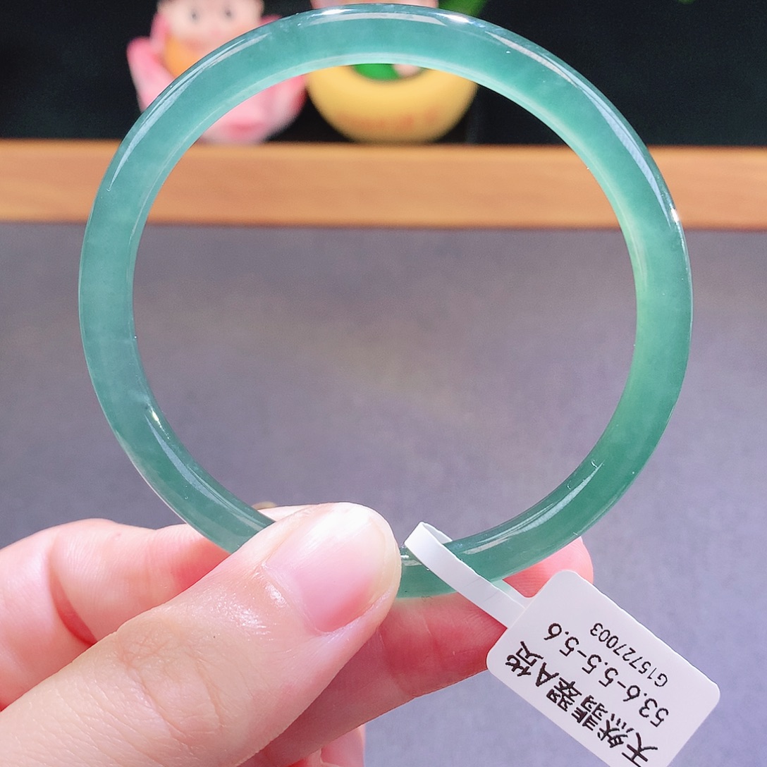 翡翠未镶嵌手镯天然翡翠