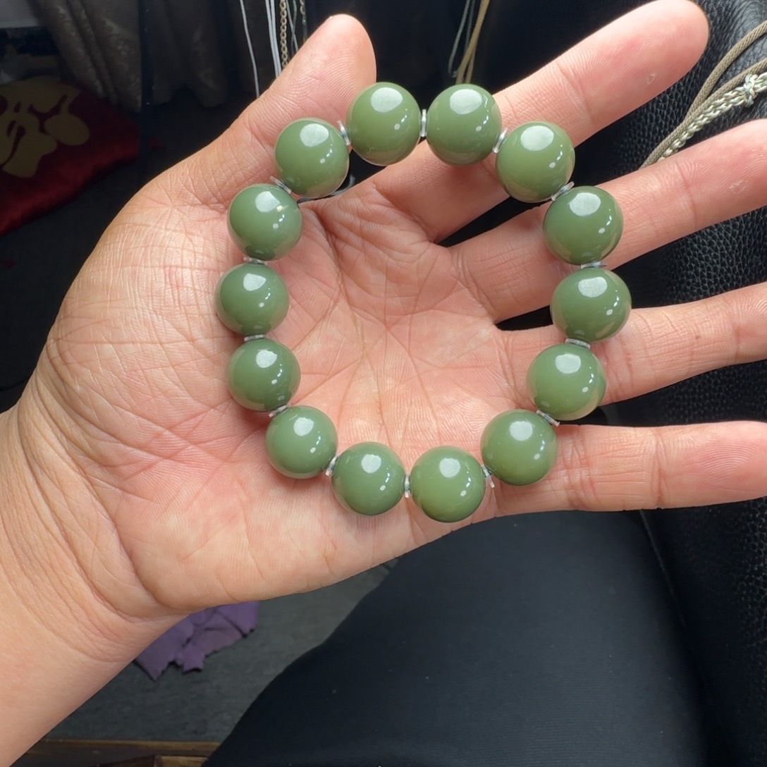 和田玉挂件未镶嵌张****╯