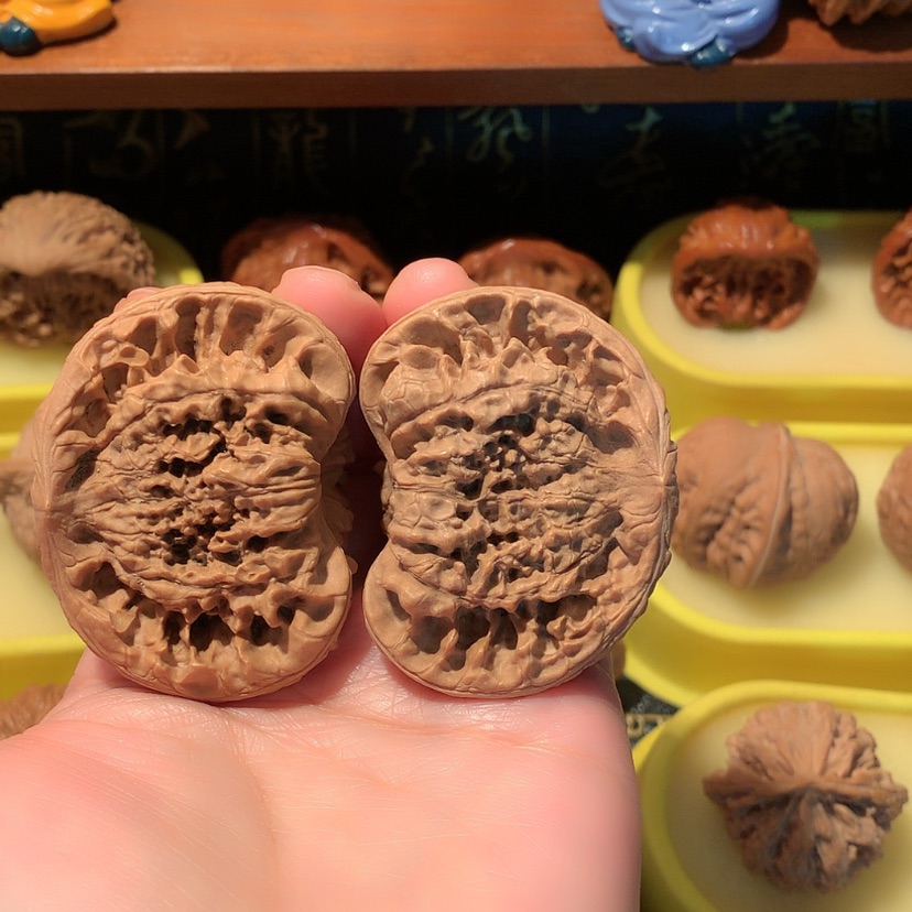 【闪购商品】吊坠文玩核桃叼****婆蛇头