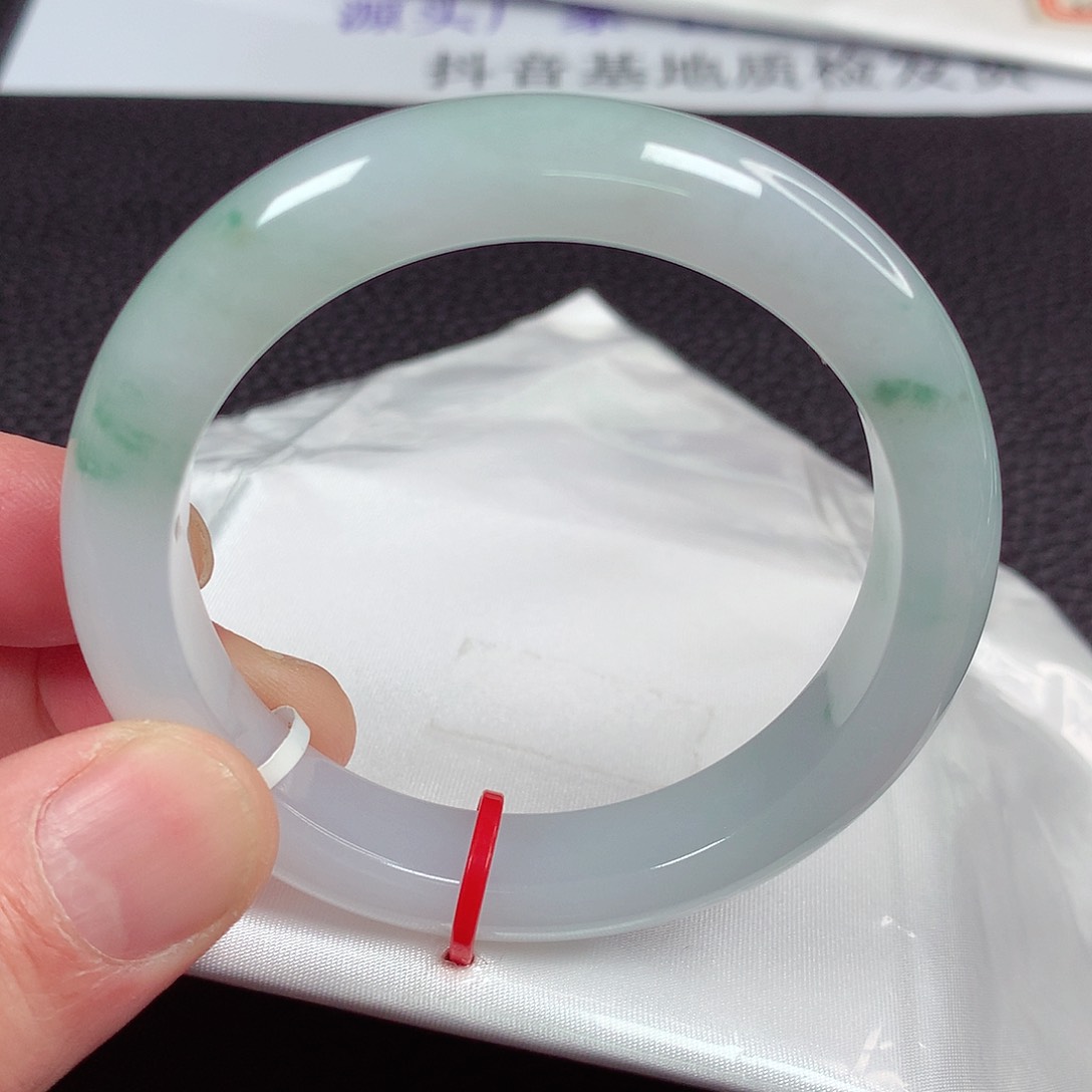 翡翠手镯未镶嵌N*N天然翡翠手镯