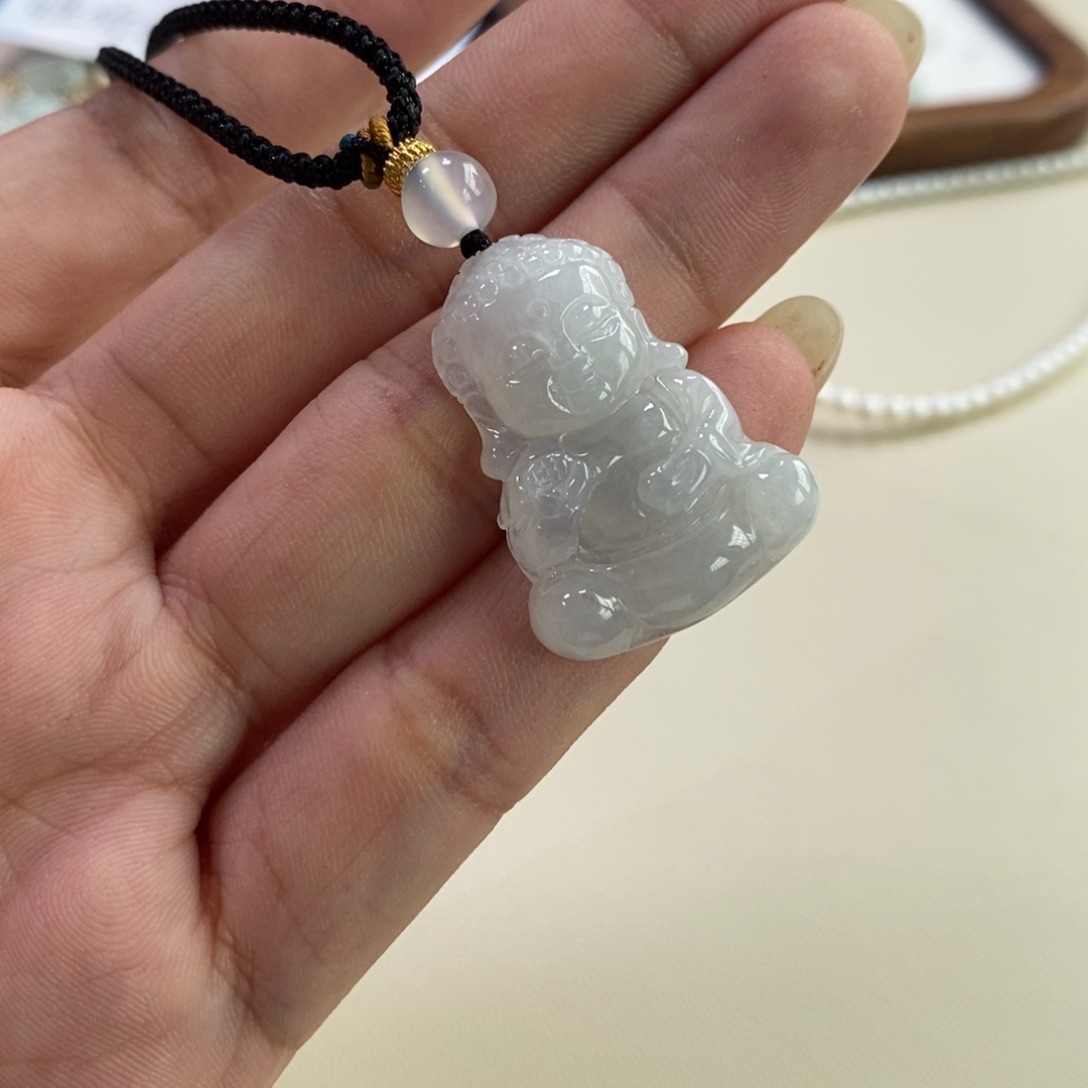 翡翠未镶嵌颈饰宝宝佛