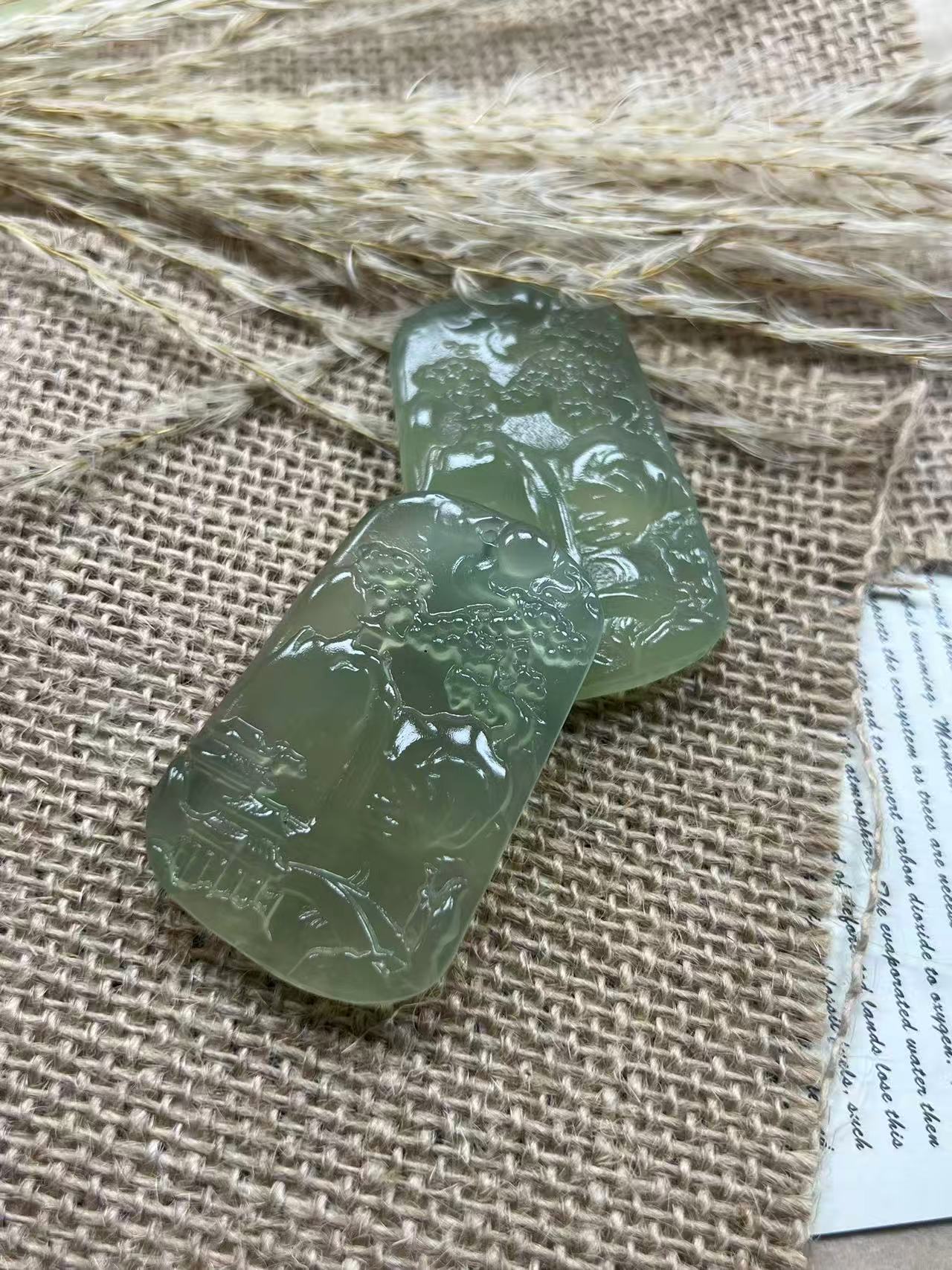 天然岫玉绿冰精雕方形山水牌男女可佩戴多样性发货直播可选颜色