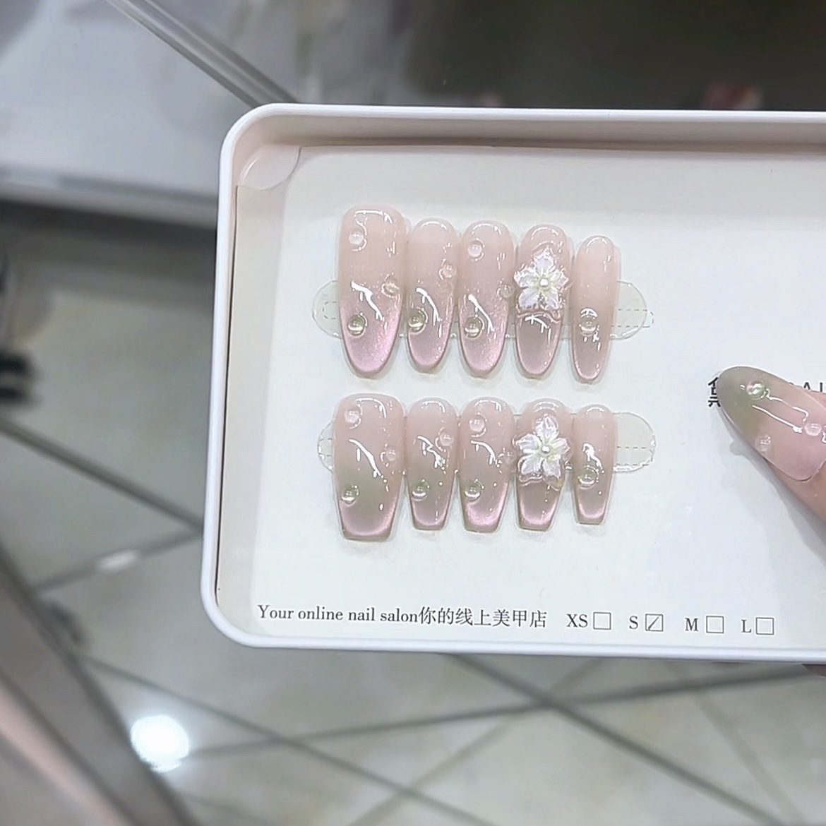 3000 NAIL “奇粉芭乐”设计师高定原创纯手工高级感猫眼显白穿戴甲