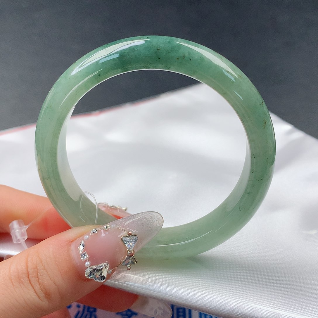 翡翠手镯未镶嵌16正52.7