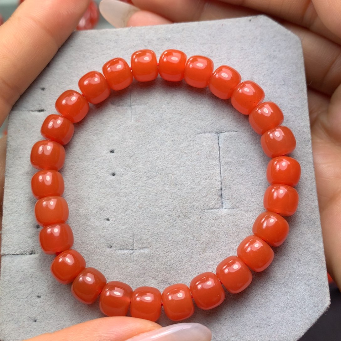 南红玛瑙手串未镶嵌