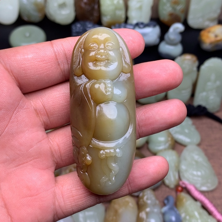 和田玉（糖玉）未镶嵌颈饰