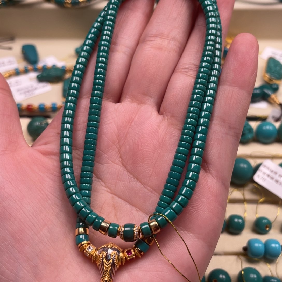 绿松石珠宝奇石18K金镶嵌