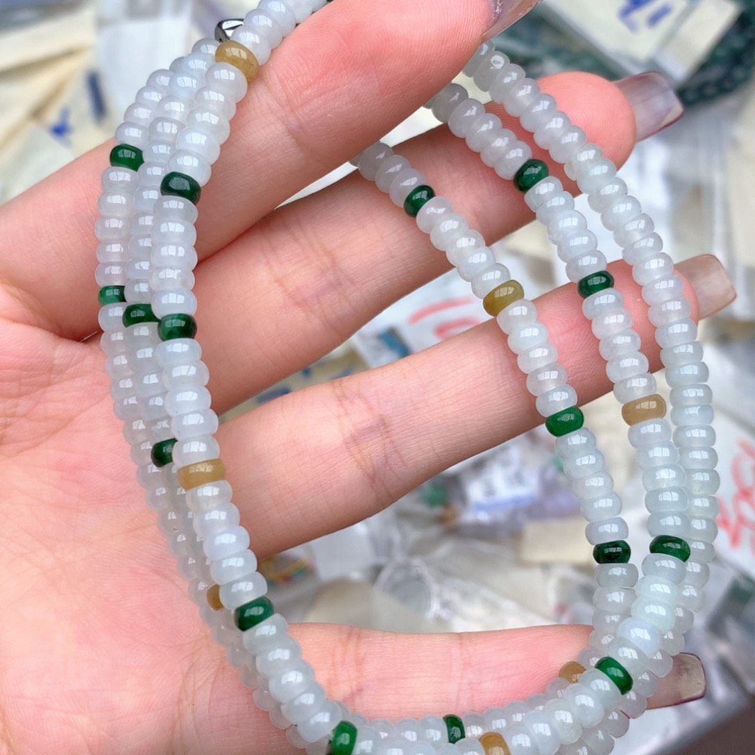 未镶嵌挂件翡翠….