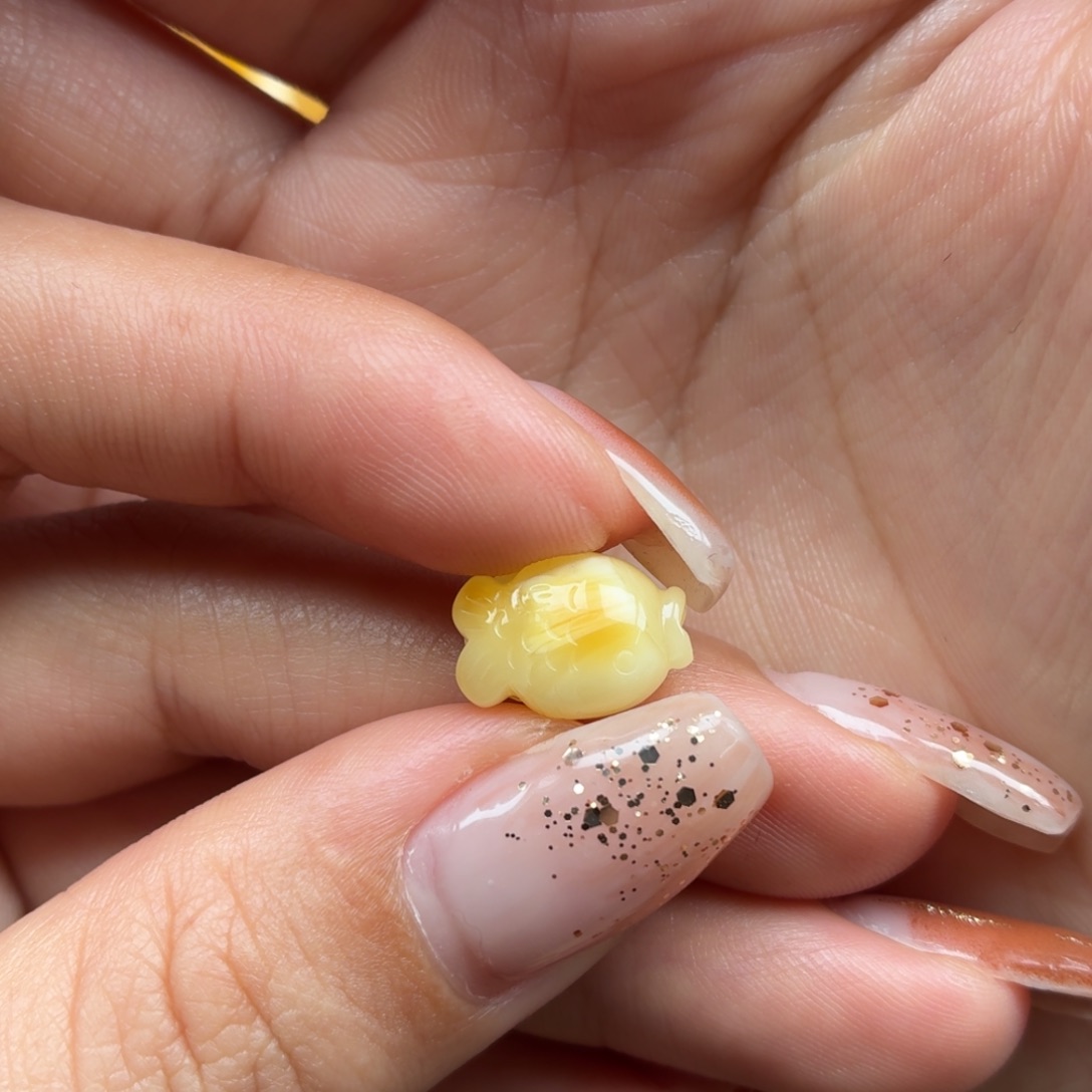 琥珀未镶嵌裸石蜜蜡