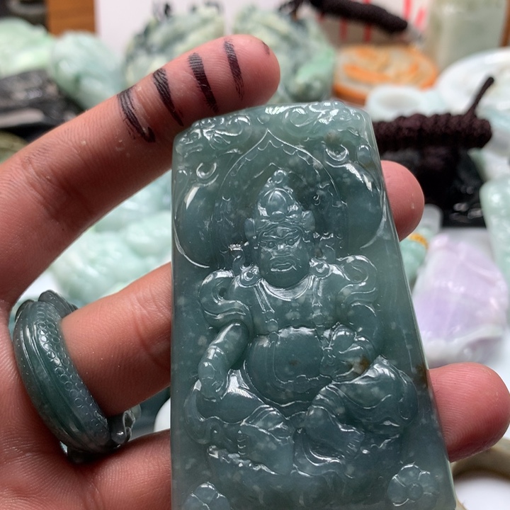 翡翠未镶嵌颈饰保真天然a货翡翠