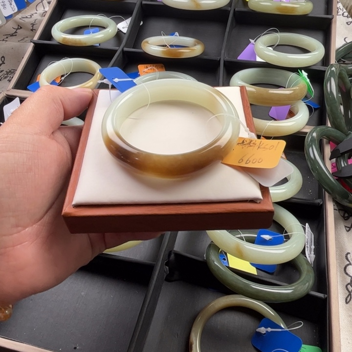 未镶嵌手镯和田玉玲珑美镯54.3