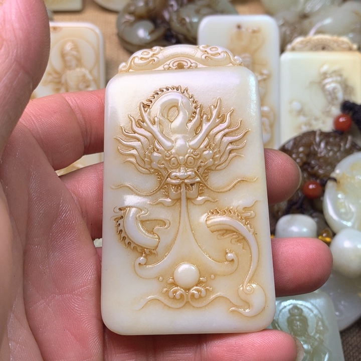 和田玉挂件未镶嵌香*