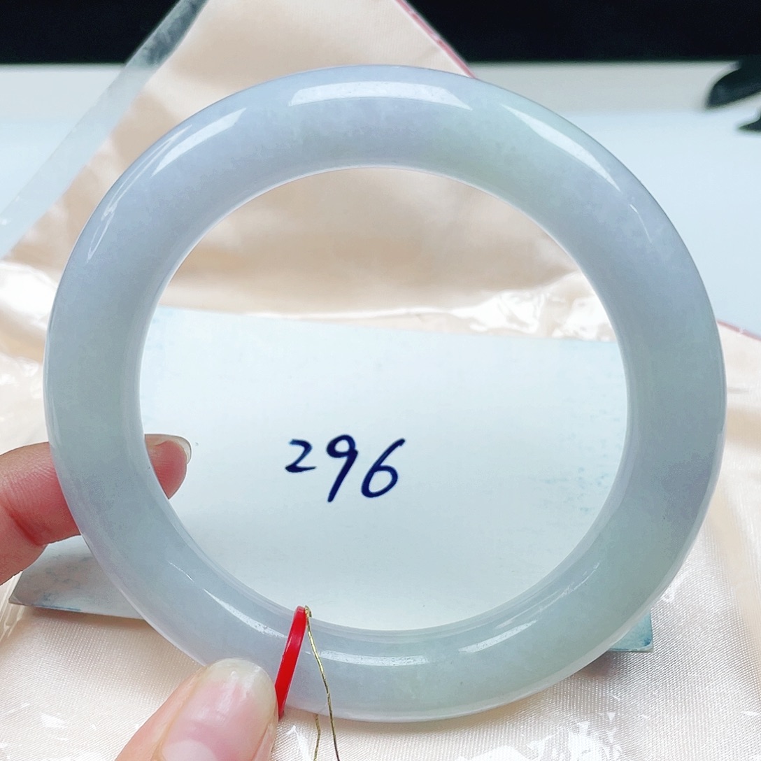 翡翠未镶嵌手镯（圆镯）圆条60