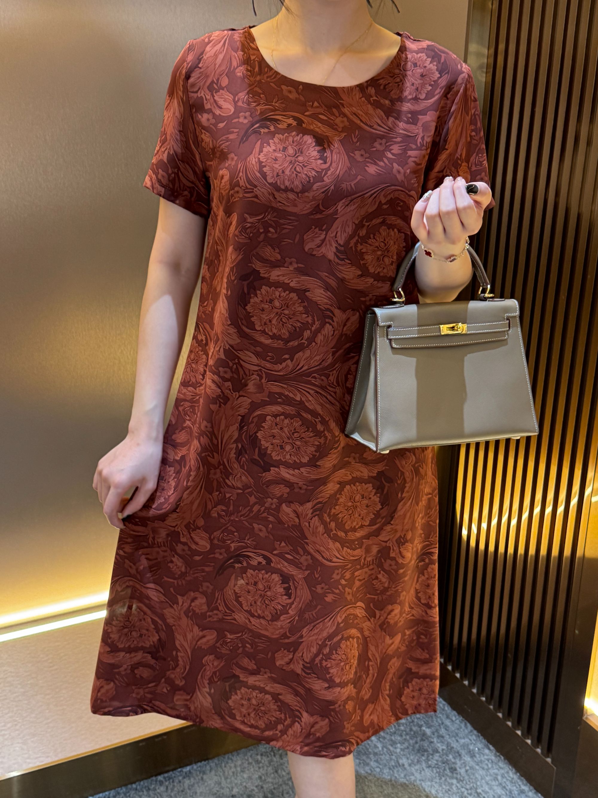 【cc专属 B81】新款连衣裙时尚高档潮流女士长裙