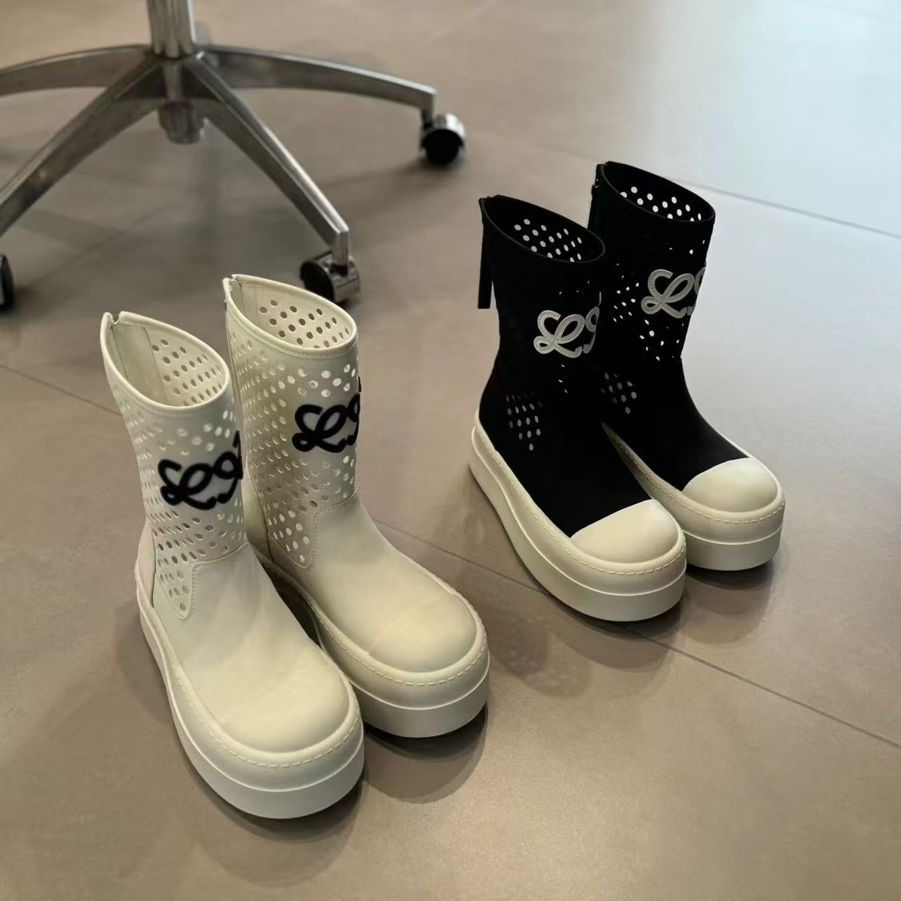 （唯品专属）6-6134新款厚底凉靴休闲百搭高帮时尚夏季圆头厚底网靴