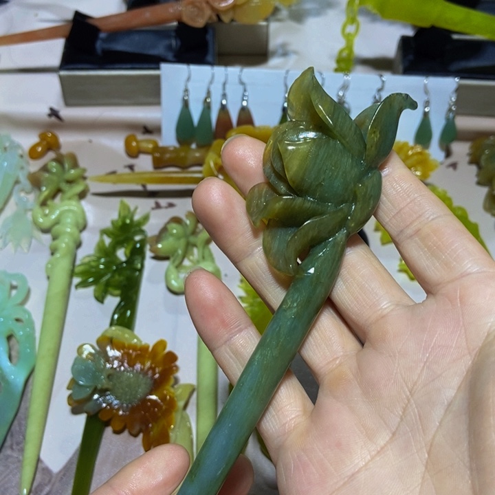 蛇纹石玉发簪未镶嵌