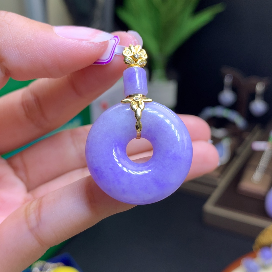 翡翠颈饰18K金镶嵌天然