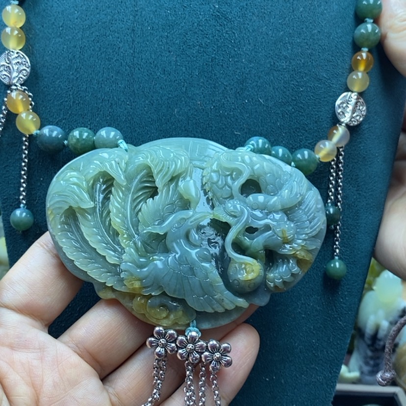 【闪购商品】蛇纹石玉吊坠未镶嵌