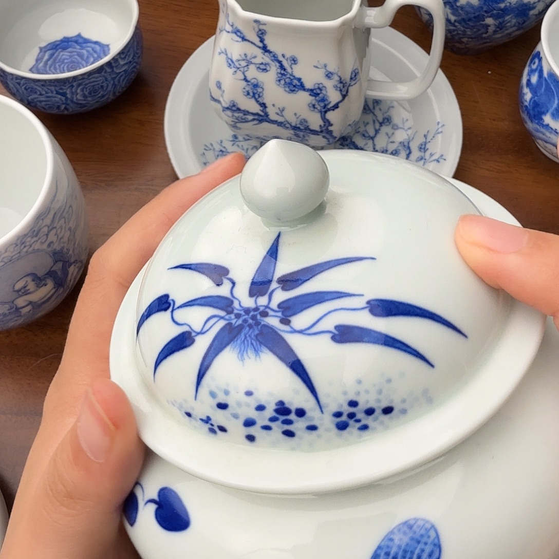 愚***事《盉木》茶叶罐     