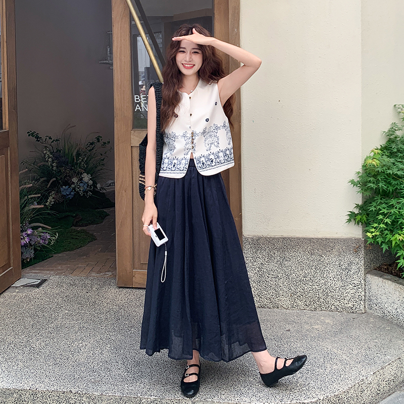 巨好看显瘦气质穿搭套装女夏2025新款国风印花马甲半身长裙两件套