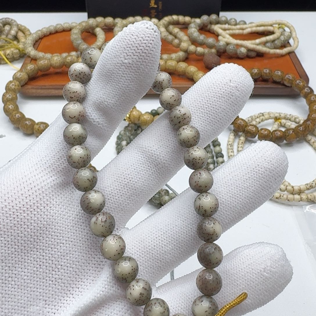 星月菩提吊坠105 创世小冰糖大眼睛8左右手持