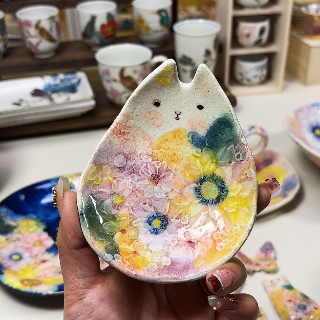 陶野村晃子      猫咪盘