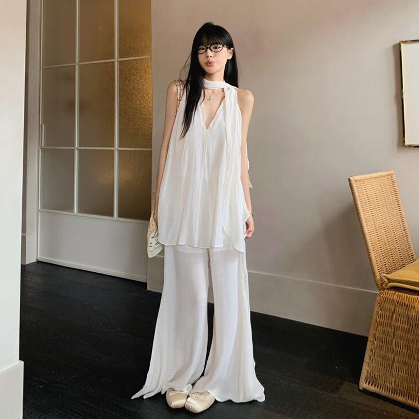 2025新款新中式无袖挂脖连衣裙子女夏季温柔风法式气质巨好看长裙