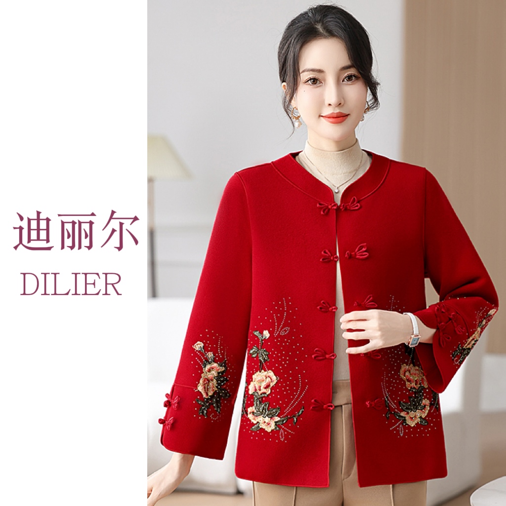 2025春款中国风妈妈装毛呢外套刺绣花中老年女装呢子大衣喜庆上衣