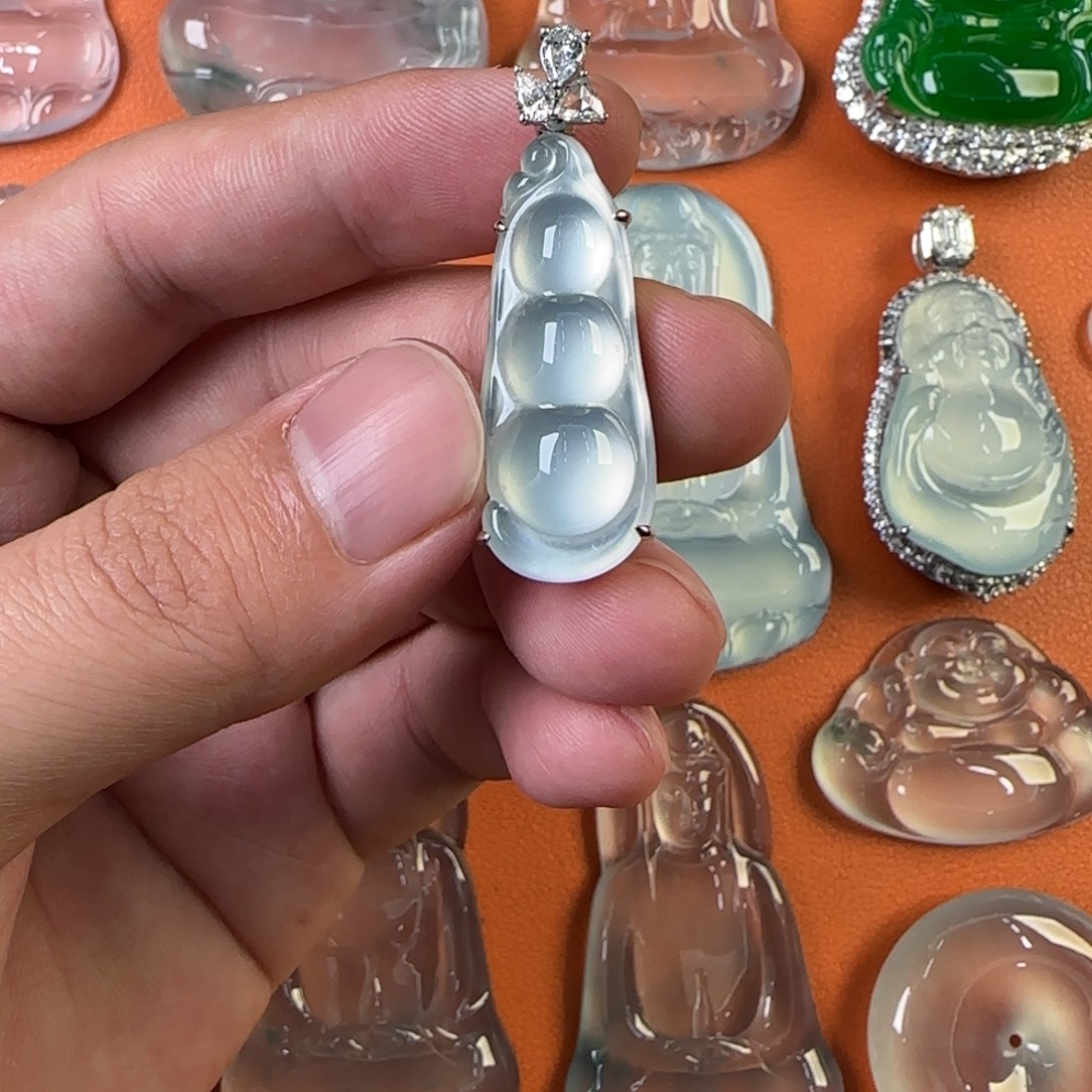 定制翡翠未镶嵌天然