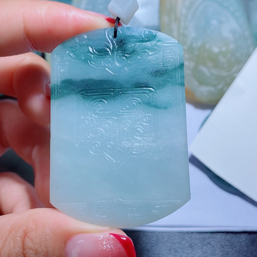 定制翡翠未镶嵌毛货不支持退换货付款后确认抛光