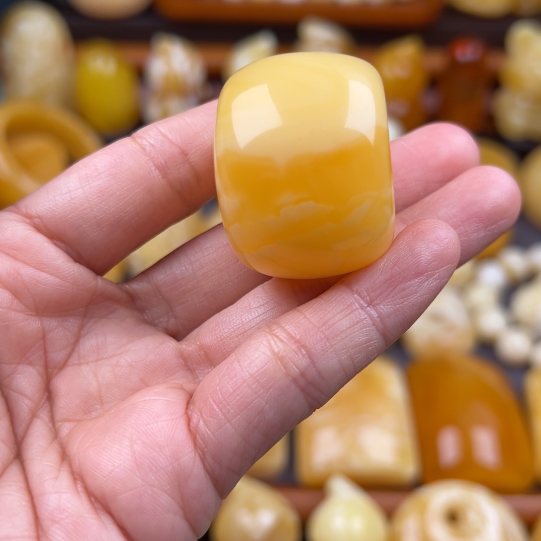 琥珀颈饰未镶嵌纯天然琥珀蜜蜡无优化