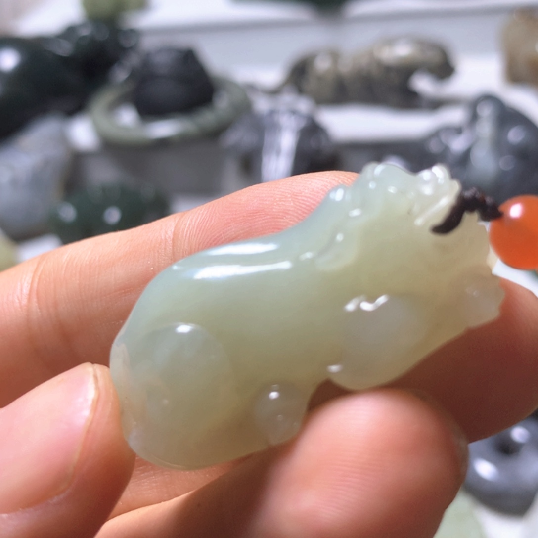 颈饰未镶嵌和田玉