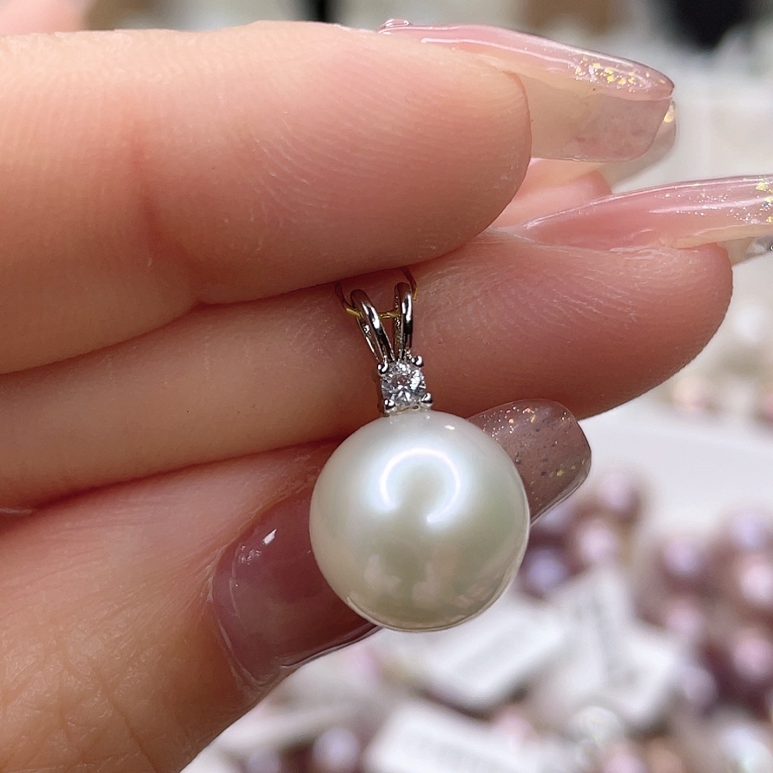 淡水珍珠未镶嵌吊坠(赠链)