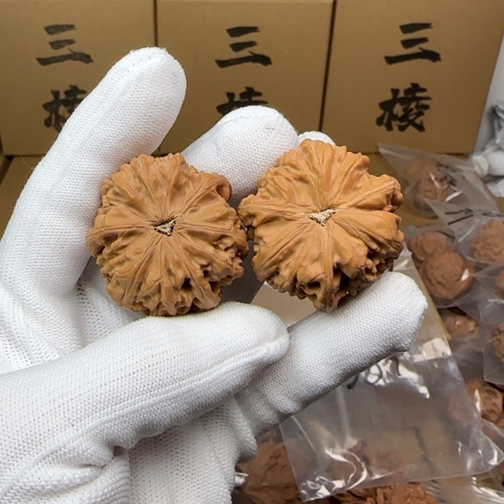 文玩核桃吊坠球**敌38尺寸御龙三棱