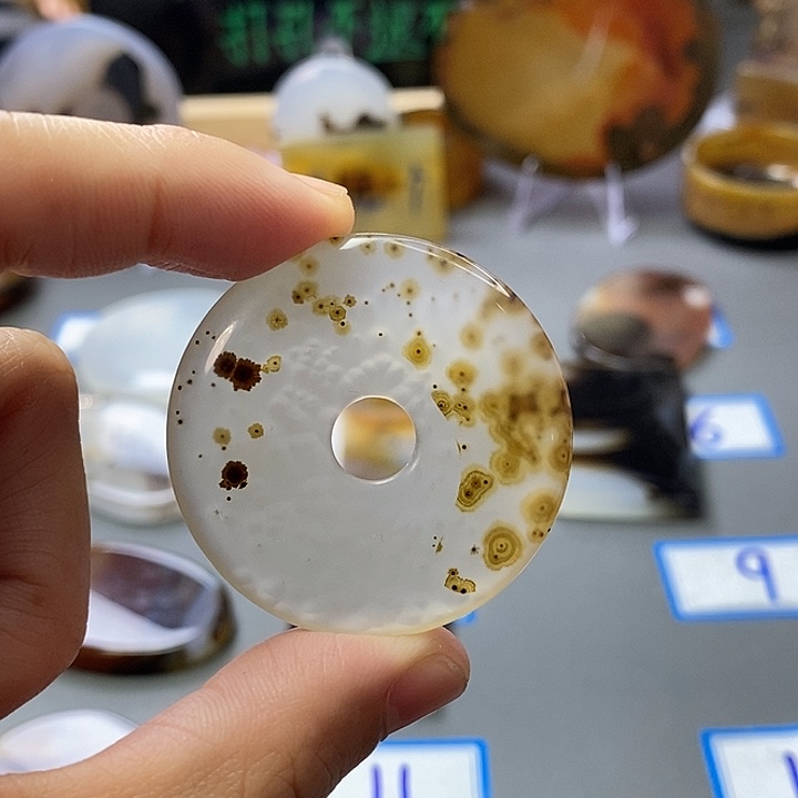 玛瑙/玉髓未镶嵌珠宝半成品106