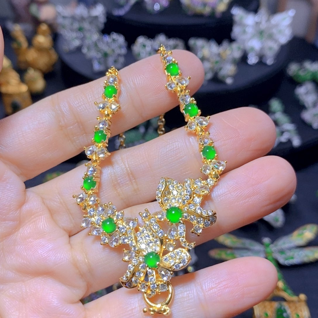 翡翠银S925镶嵌颈饰天然翡翠