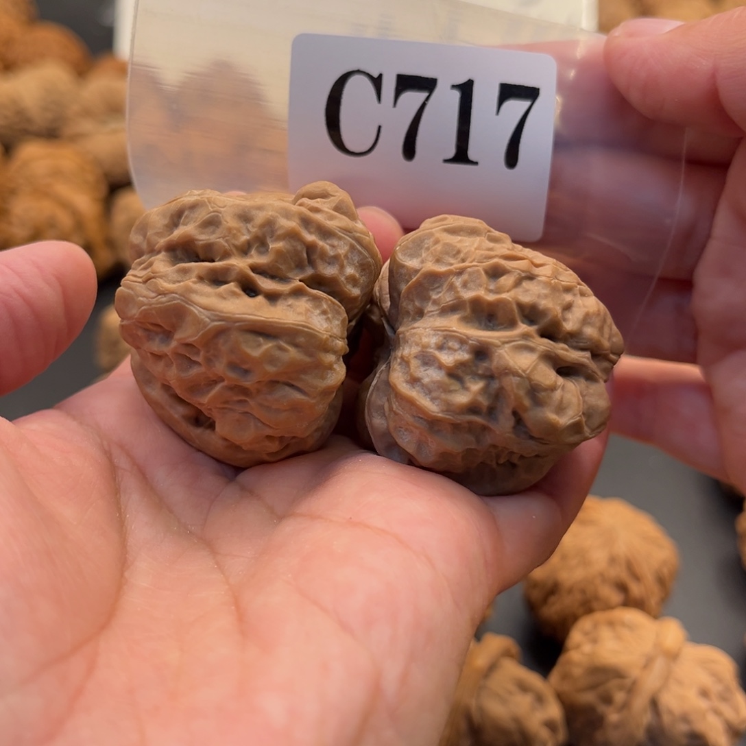 雨***把件桃核蛙蛙福利40