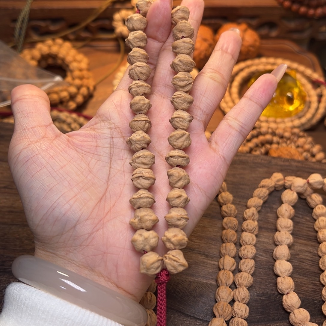 来***过吊坠柏香籽/百香籽