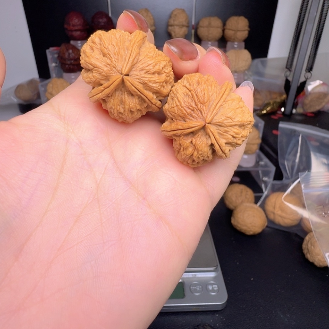 文玩核桃吊坠9号车33尺寸放漏三棱