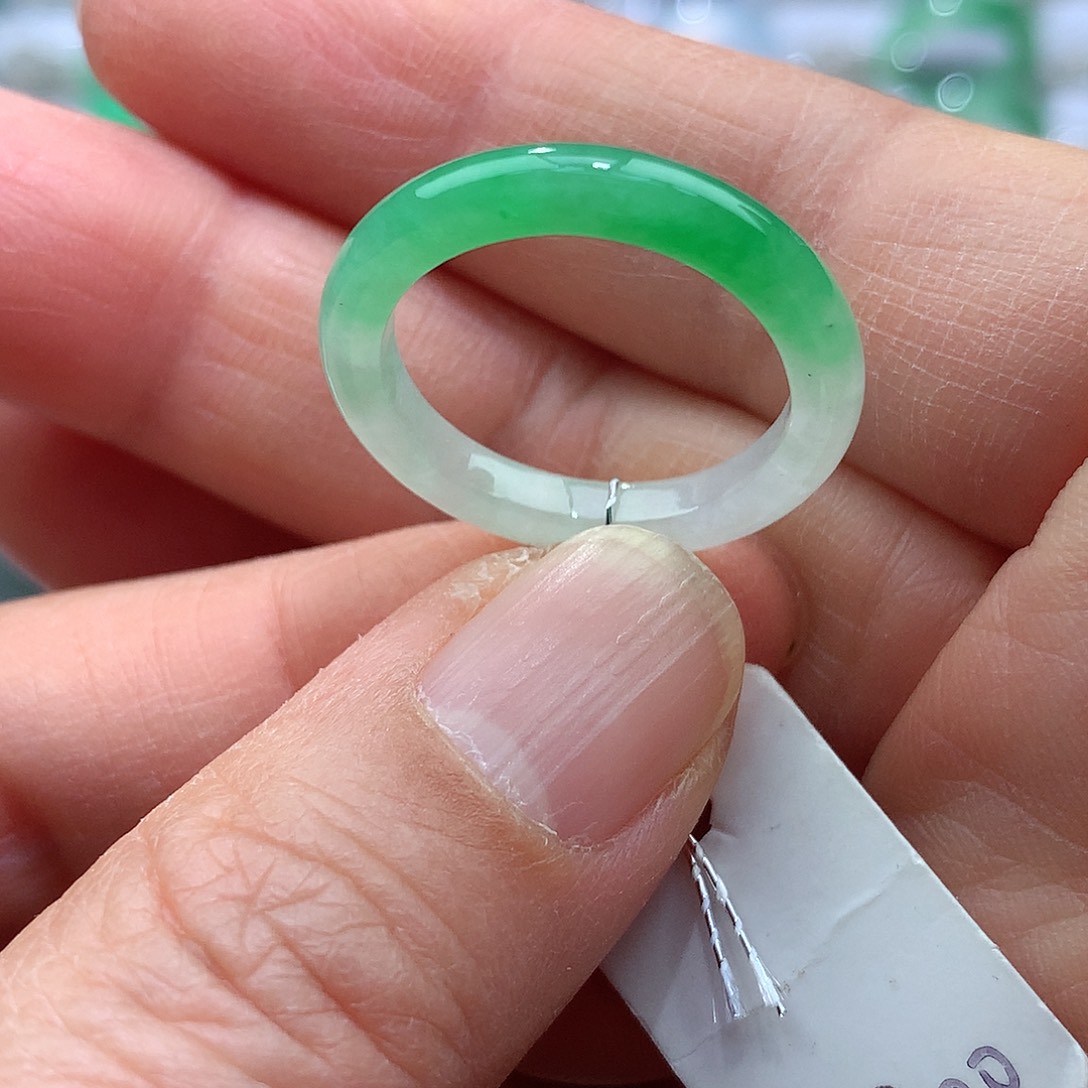 翡翠戒指未镶嵌15号