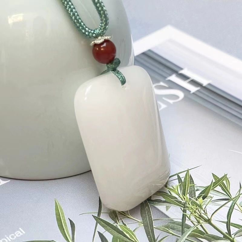 金丝玉平安无事牌吊坠