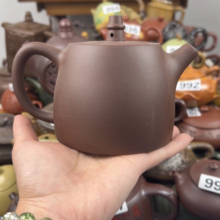 紫砂茶壶壶身花泥